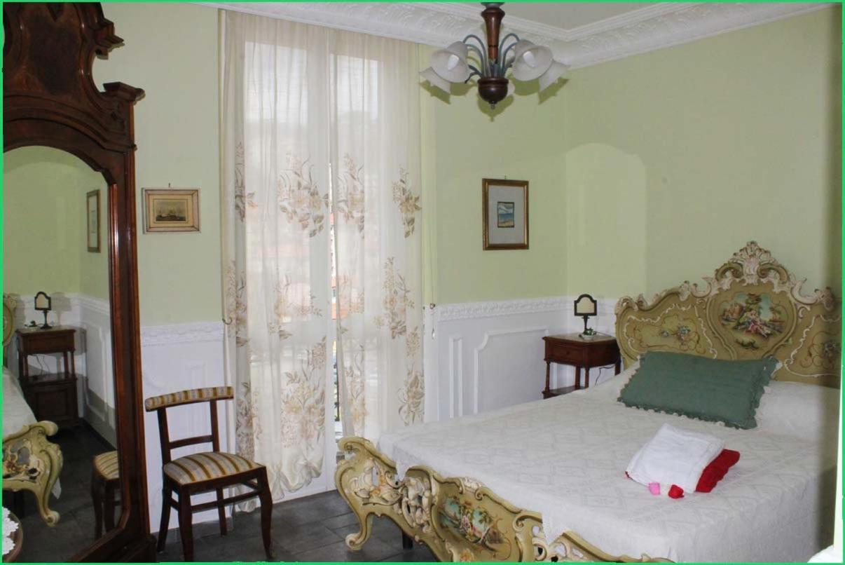Bed And Breakfast Sopranos Специя Екстериор снимка