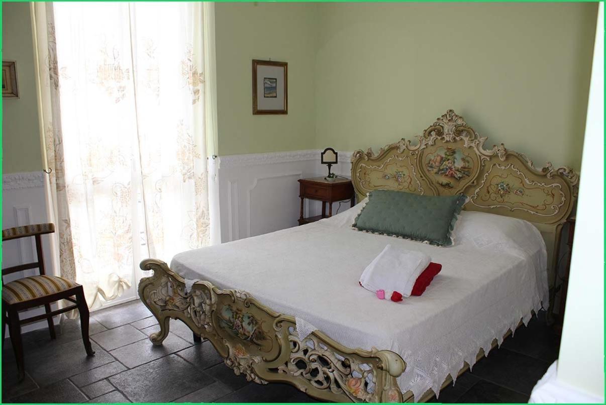 Bed And Breakfast Sopranos Специя Екстериор снимка